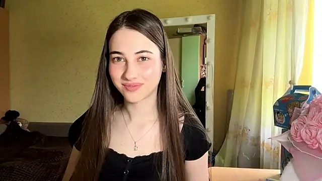 Snapshot of LenitaRamshur chatting on 06-17-26, 06:13 LenitaRamshur online show from 06-17-26, 06:13
