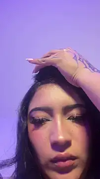 Snapshot of Nicolegh_ chatting on 06-15-26, 02:01 Nicolegh online show from 06-15-26, 02:01