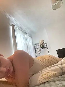 Goldiecherryx online show from 06-06-26, 04:01