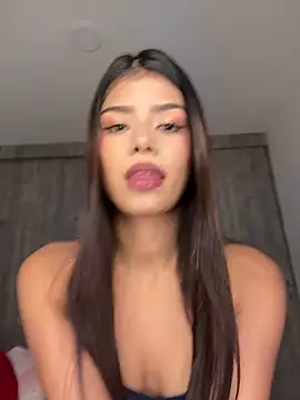 Snapshot of IsaBella_444 chatting on 06-07-26, 06:35 IsaBella 444 online show from 06-07-26, 06:35