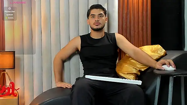 Snapshot of luciano_vitale chatting on 07-15-26, 11:39 luciano vitale online show from 07-15-26, 11:39