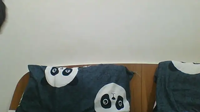 Snapshot of Hunny_Bunny_2 chatting on 07-18-26, 05:43 Hunny Bunny 2 online show from 07-18-26, 05:43