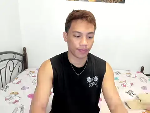 Snapshot of urfucker_vinz chatting on 06-19-26, 04:51 urfucker vinz online show from 06-19-26, 04:51