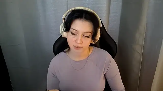 YunaLush online show from 06-05-26, 06:52