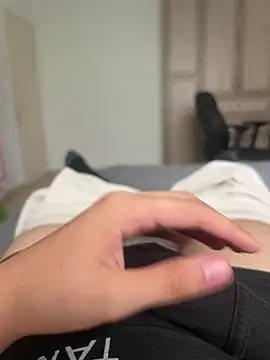 Boredbutt online show from 06-07-26, 12:32
