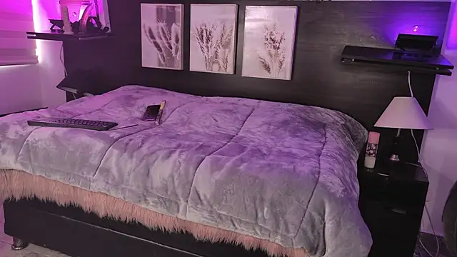 Zoe as  online show from 07-02-26, 02:23