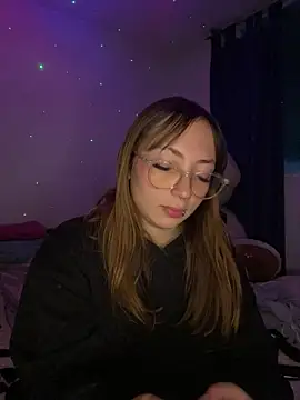 Caamii  online show from 07-22-26, 05:31