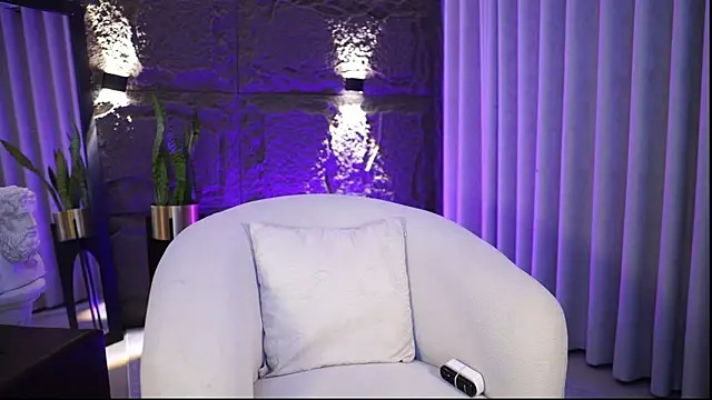 AlegraBrown online show from 06-06-26, 10:59