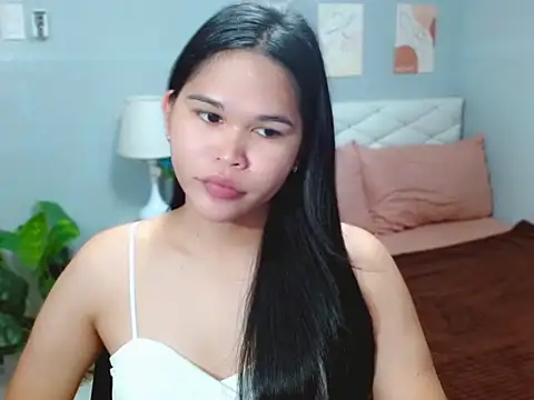 Snapshot of AlianaFord chatting on 06-22-26, 02:50 AlianaFord online show from 06-22-26, 02:50