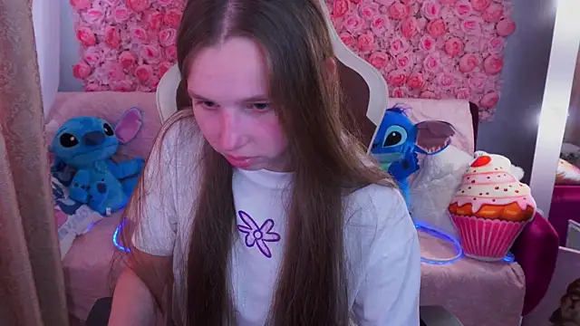Snapshot of Sasha_Foxyyy chatting on 06-03-26, 01:56 Sasha Foxyyy online show from 06-03-26, 01:56