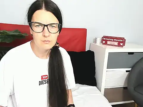 NadiaXlove online show from 06-22-26, 02:25