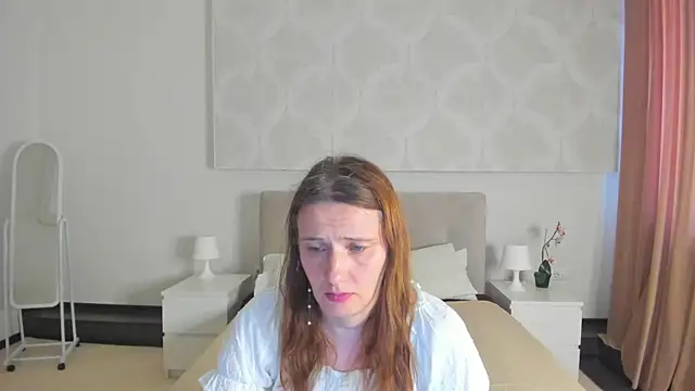 Snapshot of Kathrine-Meyer chatting on 06-20-26, 01:10 Kathrine-Meyer online show from 06-20-26, 01:10