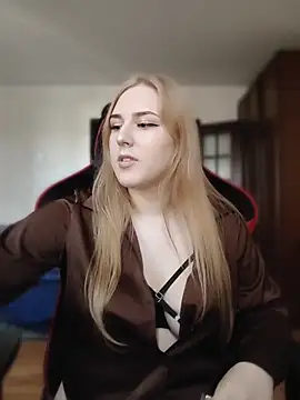 -RosaLee- online show from 06-16-26, 04:12
