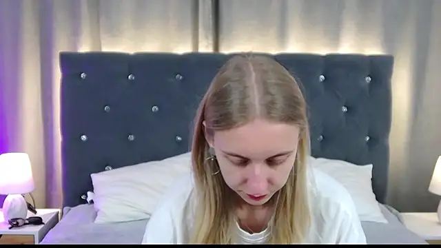 LirienVexx online show from 07-23-26, 03:48