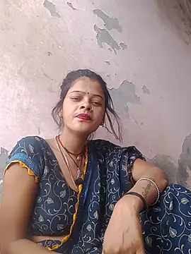 Snapshot of Hot_bhabi0123 chatting on 06-28-26, 04:52 Hot bhabi0123 online show from 06-28-26, 04:52