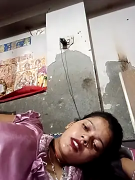 Snapshot of Hot_bhabi0123 chatting on 07-15-26, 04:47 Hot bhabi0123 online show from 07-15-26, 04:47
