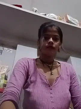 Snapshot of Hot_bhabi0123 chatting on 06-05-26, 04:06 Hot bhabi0123 online show from 06-05-26, 04:06
