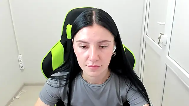 Snapshot of PatteMeoww chatting on 07-15-26, 12:23 PatteMeoww online show from 07-15-26, 12:23