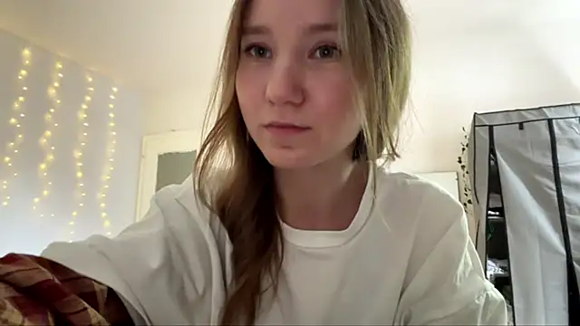 smalllisa online show from 06-03-26, 04:55