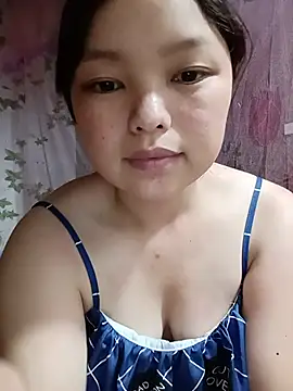 Snapshot of Linna-bae chatting on 07-11-26, 02:39 Linna-bae online show from 07-11-26, 02:39