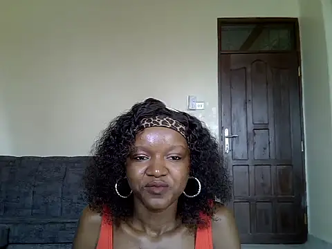 Snapshot of Urfavvduo chatting on 07-16-26, 06:32 Urfavvduo online show from 07-16-26, 06:32
