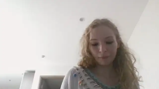 ChloeMoreaux online show from 06-10-26, 01:56