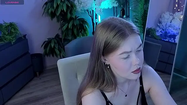 Snapshot of Lina_deels chatting on 07-04-26, 07:29 Lina deels online show from 07-04-26, 07:29