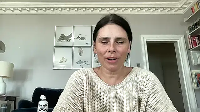 Snapshot of JadeLucy chatting on 07-10-26, 12:16 JadeLucy online show from 07-10-26, 12:16