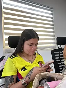 Snapshot of Camila_Duarte_2 chatting on 07-03-26, 01:50 Camila Duarte 2 online show from 07-03-26, 01:50