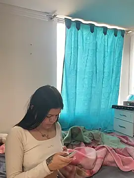 Snapshot of Camila_Duarte_2 chatting on 07-08-26, 01:56 Camila Duarte 2 online show from 07-08-26, 01:56