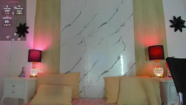 Snapshot of DanniValencia chatting on 06-20-26, 10:48 DanniValencia online show from 06-20-26, 10:48