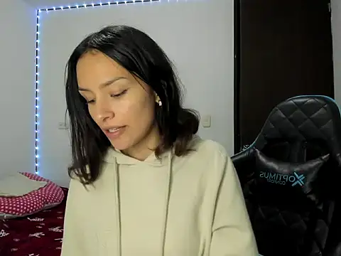 Megan blue   online show from 06-09-26, 10:22