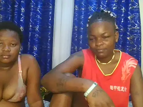 petitepixxy online show from 06-14-26, 10:33