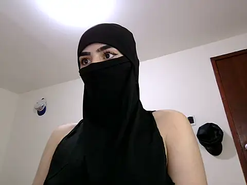 veiledamira01 online show from 06-04-26, 09:14