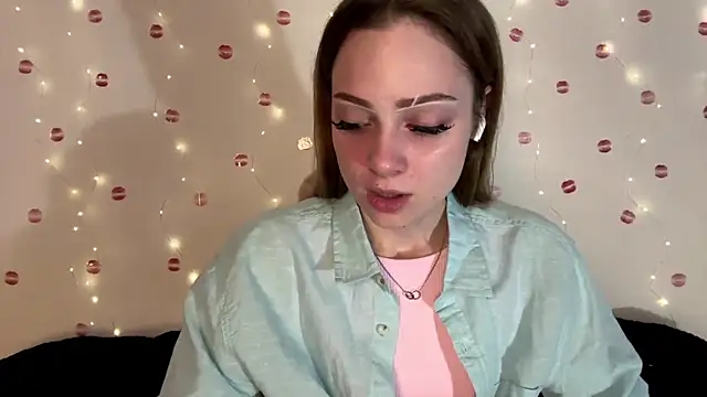 itskylieee online show from 07-19-26, 09:17