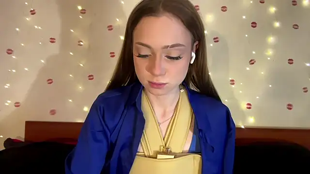 itskylieee online show from 06-19-26, 10:32