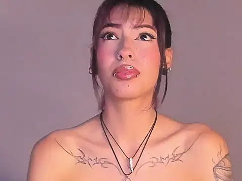 EvaBenely  online show from 06-29-26, 05:36