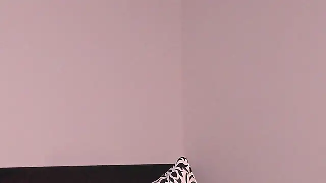 EvaBenely  online show from 07-17-26, 06:54