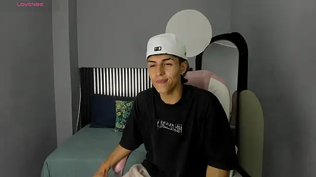 Axel Mendozaa online show from 06-04-26, 09:08