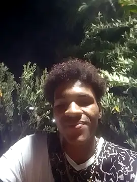 Snapshot of dantecruz19 chatting on 07-09-26, 02:45 dantecruz19 online show from 07-09-26, 02:45