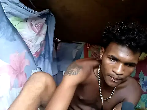Snapshot of dantecruz19 chatting on 07-12-26, 08:31 dantecruz19 online show from 07-12-26, 08:31