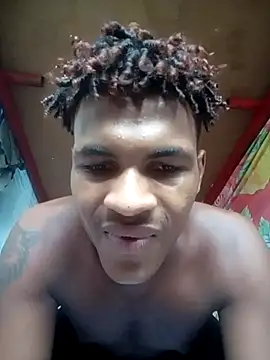 Snapshot of dantecruz19 chatting on 07-16-26, 10:40 dantecruz19 online show from 07-16-26, 10:40