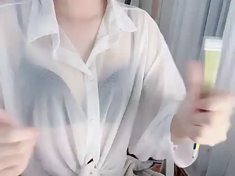 BUNNIIE MIE online show from 06-16-26, 03:06