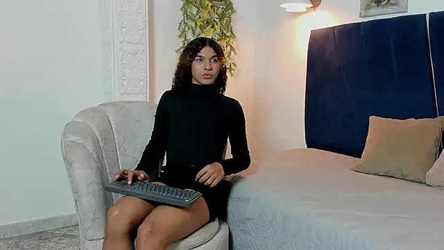 Snapshot of velvet_sex23 chatting on 07-15-26, 07:26 velvet sex23 online show from 07-15-26, 07:26