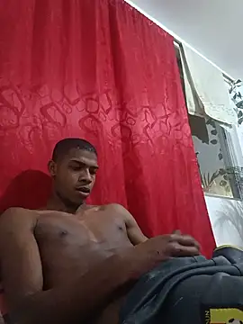 Snapshot of anthon001 chatting on 06-04-26, 05:01 anthon001 online show from 06-04-26, 05:01
