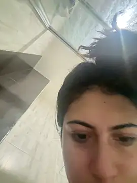 Snapshot of adaharaa_ chatting on 06-11-26, 01:08 adaharaa online show from 06-11-26, 01:08