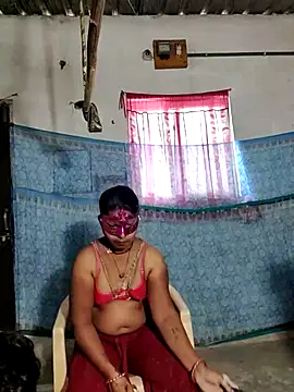 Snapshot of saritabhabixxx chatting on 07-12-26, 07:53 saritabhabixxx online show from 07-12-26, 07:53