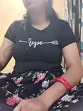 Snapshot of Romantic_riya_06 chatting on 07-11-26, 06:30 Romantic riya 06 online show from 07-11-26, 06:30