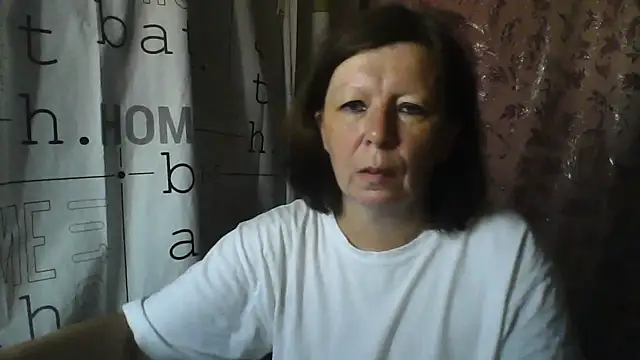 Snapshot of Schastlivaya43 chatting on 06-12-26, 08:12 Schastlivaya43 online show from 06-12-26, 08:12