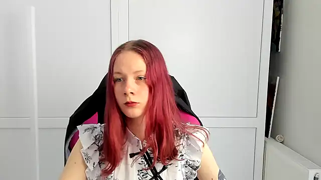 Snapshot of Skylar_spring chatting on 06-21-26, 06:08 Skylar spring online show from 06-21-26, 06:08